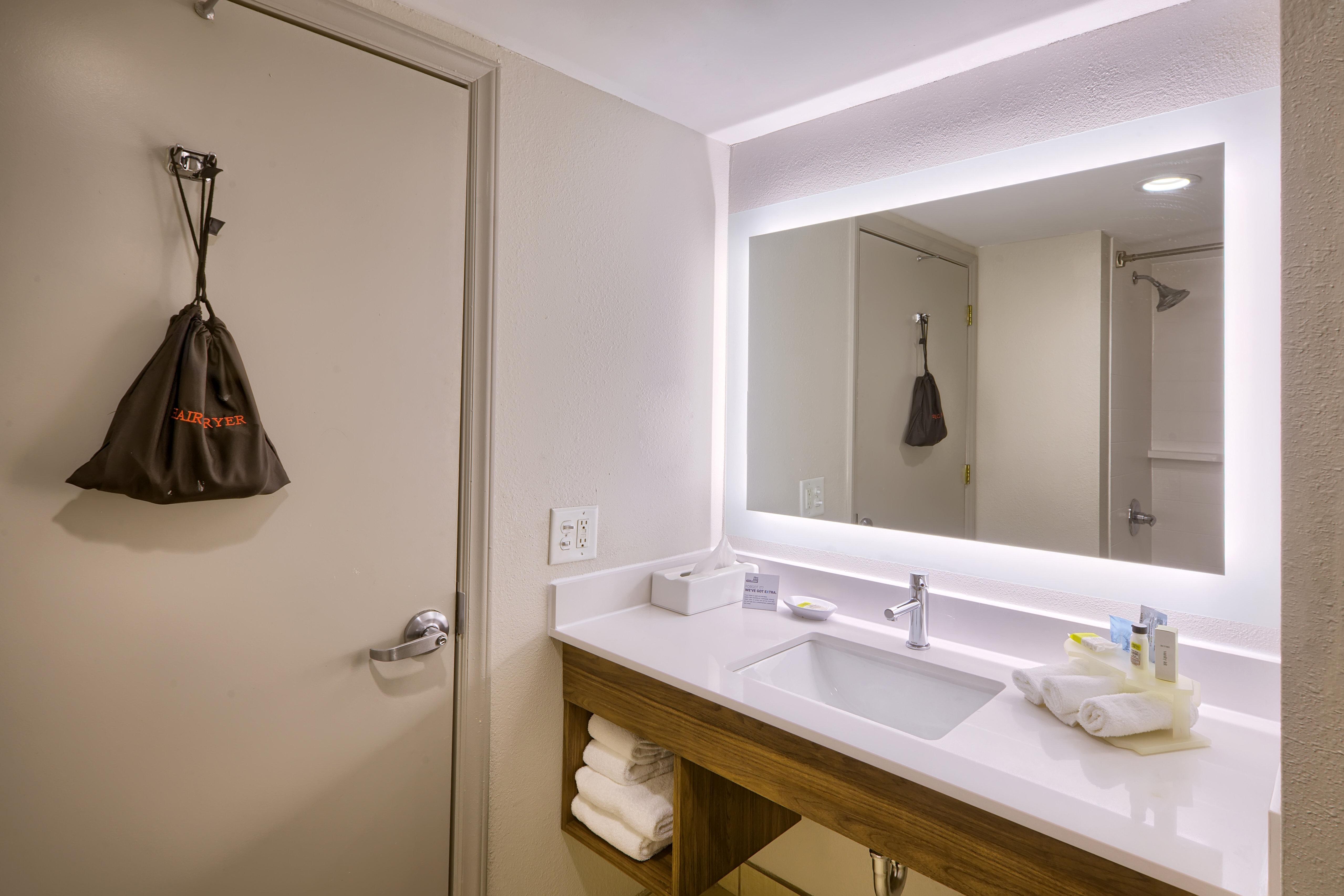 Holiday Inn Express Hotel & Suites Raleigh North - Wake Forest By Ihg Eksteriør bilde