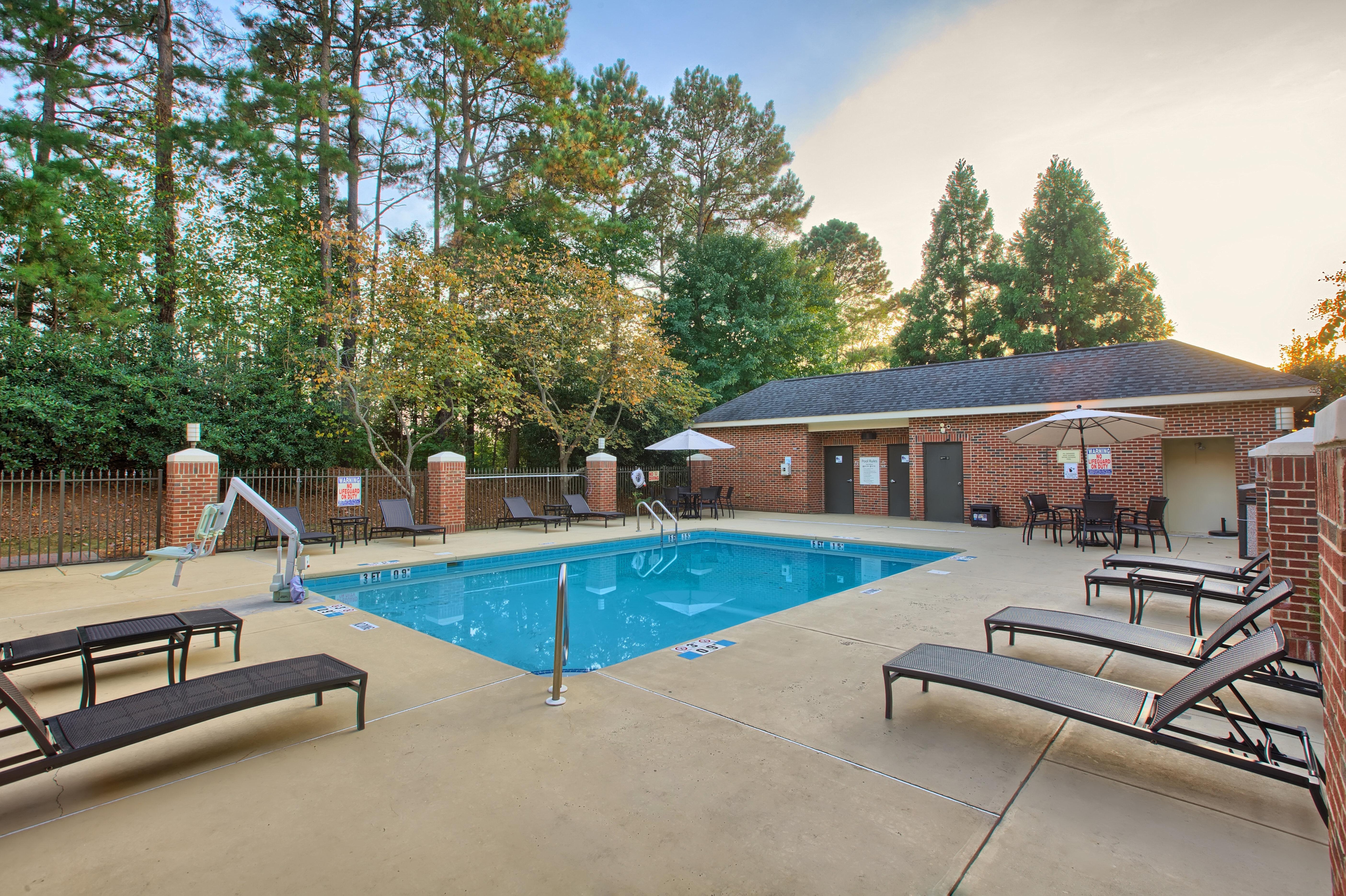 Holiday Inn Express Hotel & Suites Raleigh North - Wake Forest By Ihg Eksteriør bilde