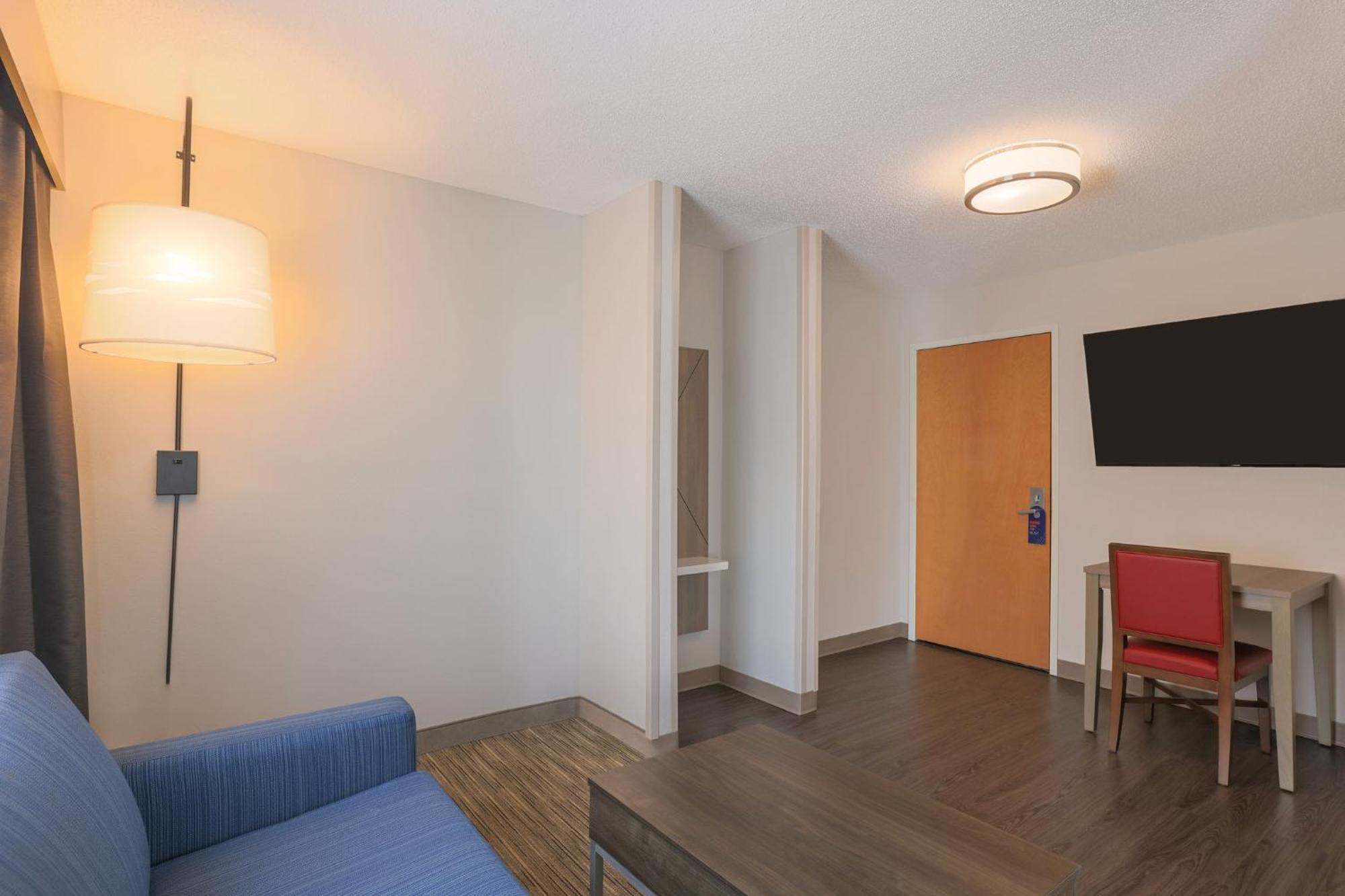 Holiday Inn Express Hotel & Suites Raleigh North - Wake Forest By Ihg Eksteriør bilde
