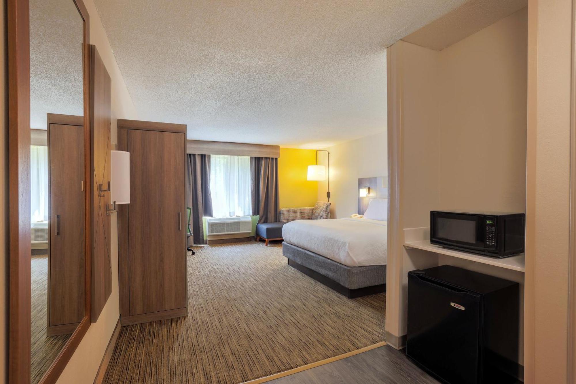 Holiday Inn Express Hotel & Suites Raleigh North - Wake Forest By Ihg Eksteriør bilde